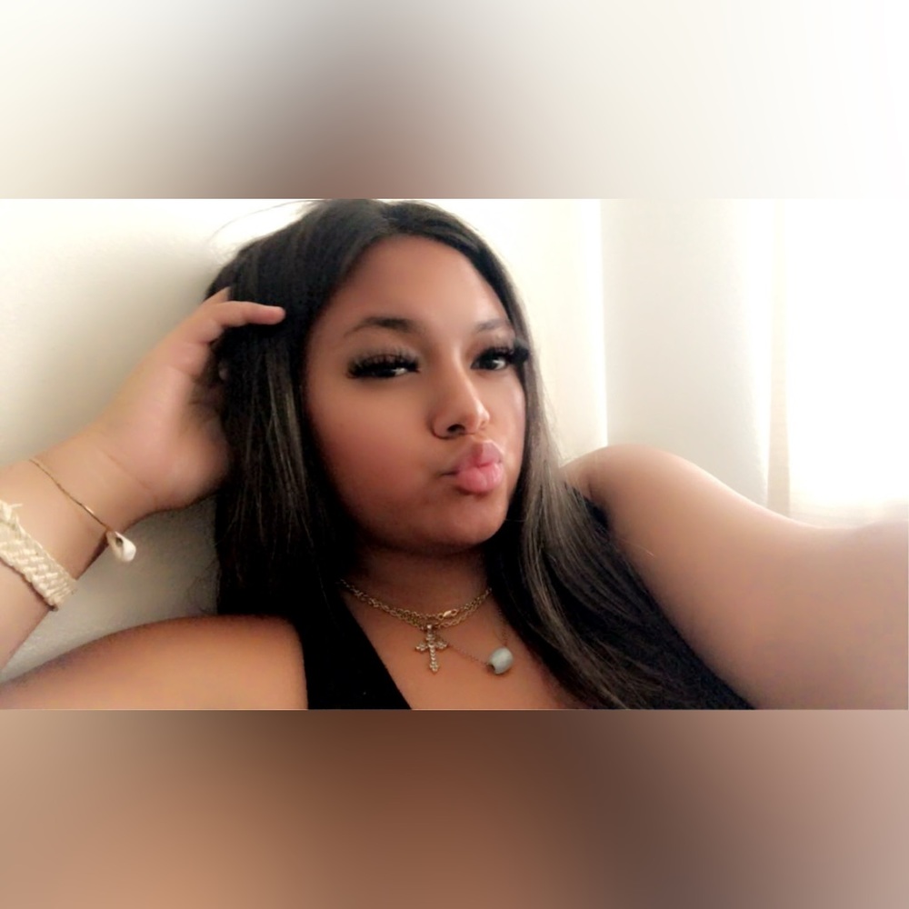 Meet your Posher, Kristlyn
